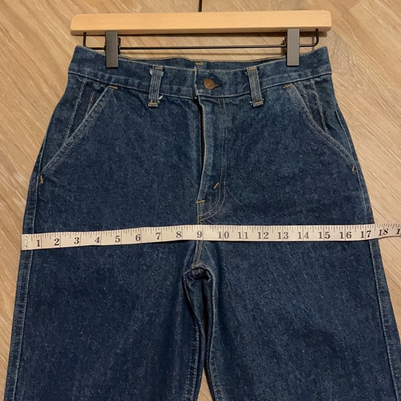 Vintage Orange Tab Levi’s Flare Jeans - Picture 15 of 16